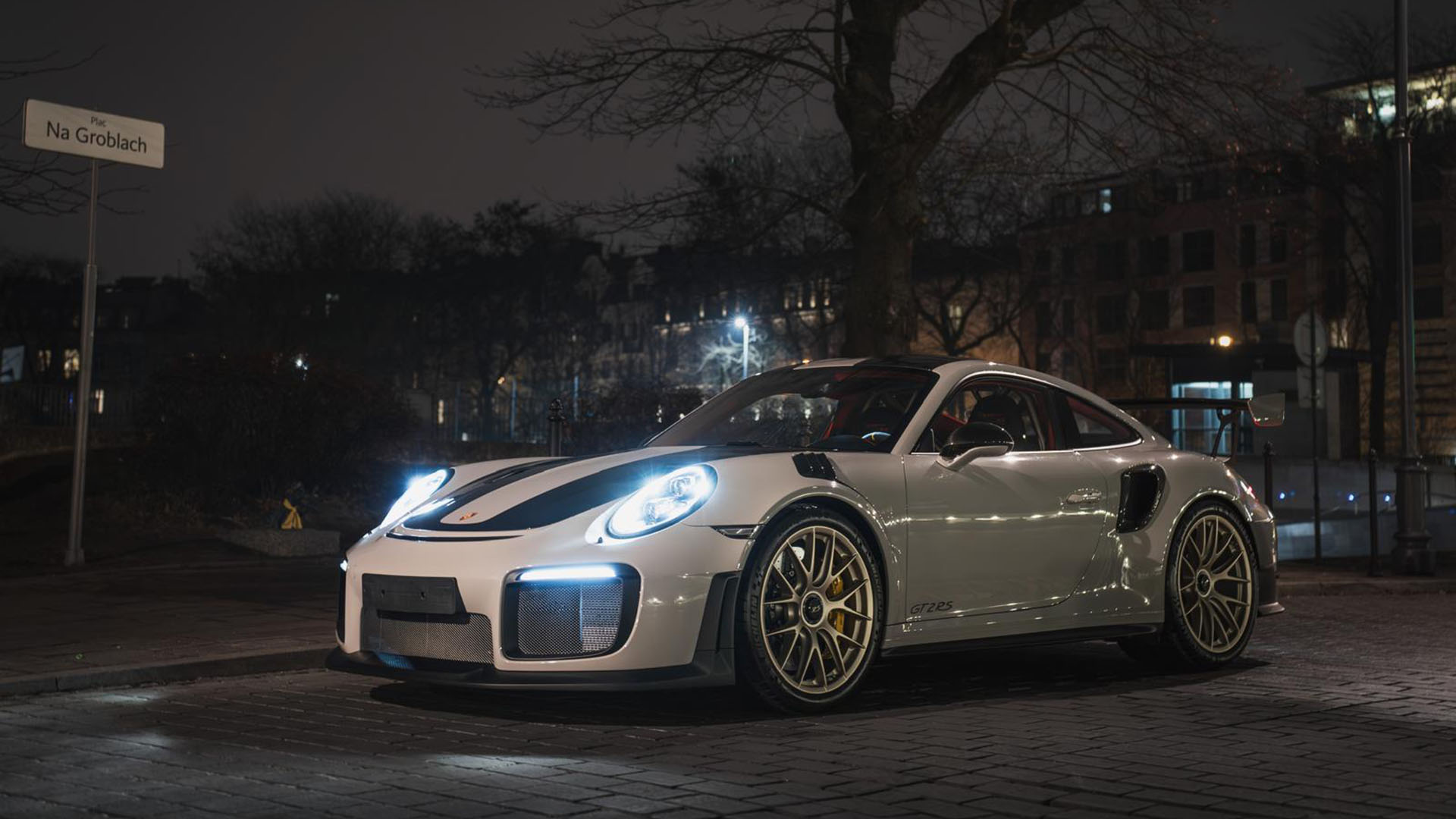 porshe-gt2rs-5.jpg