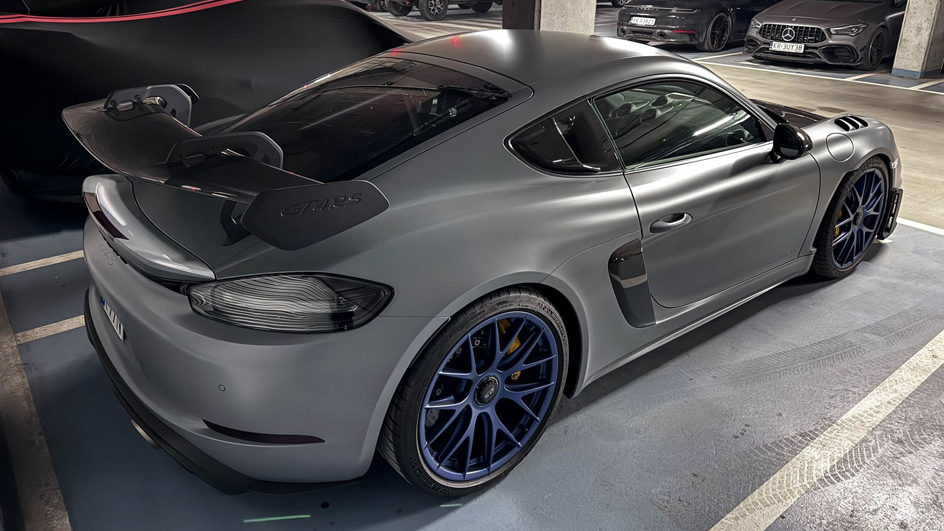 porshe-gt4rs-update-13.jpg